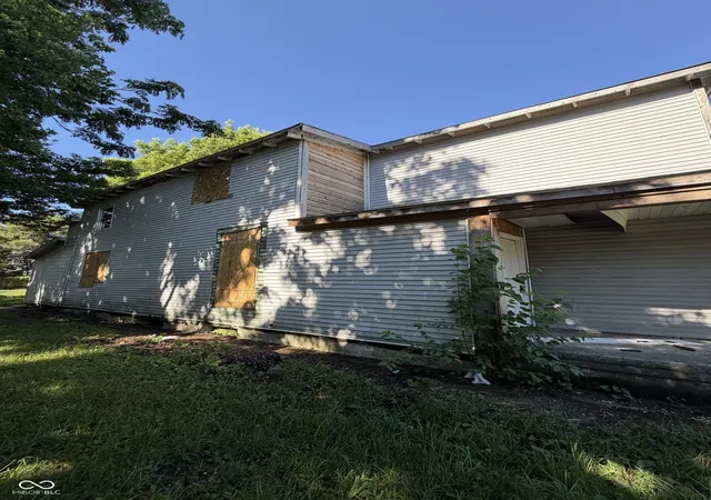 Photo 3 of Single family home for sale at 815 West 28th, Indianapolis, IN 46208 | MLS# 22107778 | Listing updated on 2026-08-26