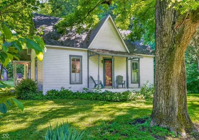 Homes for sale in Nashville, IN | 1021 Combs Rd, Nashville, IN 47448 | MLS# 22107788