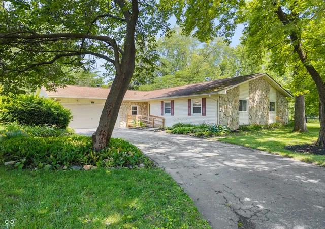 Photo 1 of Sale Pending at 3138 Albright Ct, Indianapolis, IN 46268 | MLS# 22107837 | Listing updated on 2026-08-27