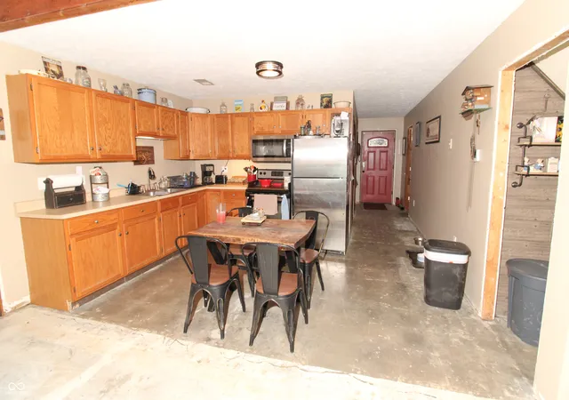 4th image of 2295 S Poplar St, Vallonia, IN 47281 | MLS# 22107838
