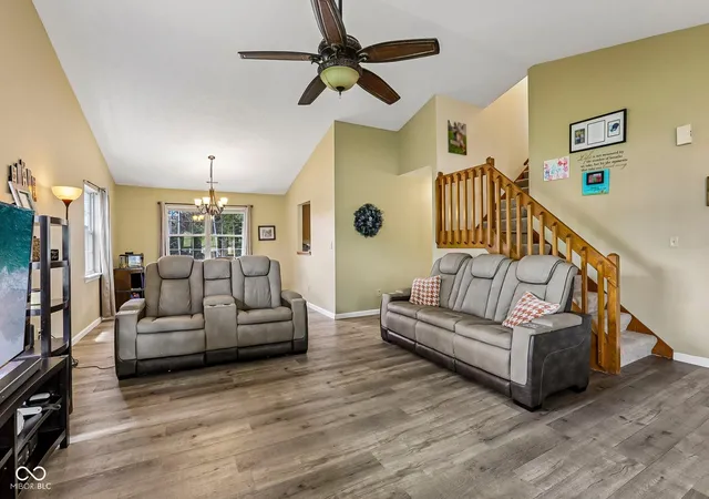 3rd image of 102 Westview Pl, Bargersville, IN 46106 | MLS# 22107849