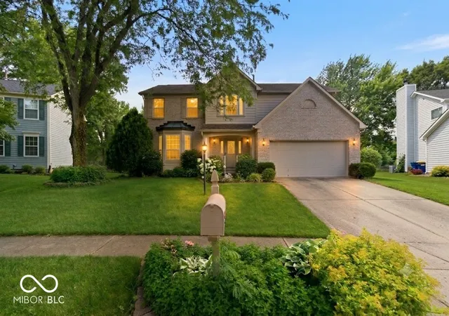 Photo 2 of Single family home for sale at 8250 Carloway Rd, Indianapolis, IN 46236 | MLS# 22107858 | Listing updated on 2026-09-03