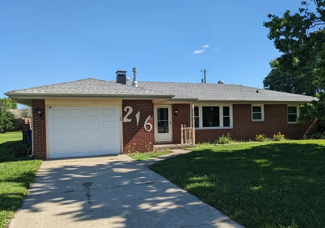 1st image of 216 E 49th St, Anderson, IN 46013 | MLS# 22107860