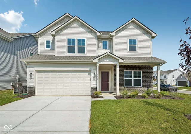 Photo 1 of Sale Pending at 10422 Crystal Coop Ln, Indianapolis, IN 46235 | MLS# 22107861 | Listing updated on 2026-09-28