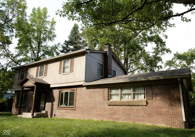 Photo 3 of Single family home for sale at 650 Rayham Ct, Indianapolis, IN 46234 | MLS# 22107863 | Listing updated on 2026-09-04