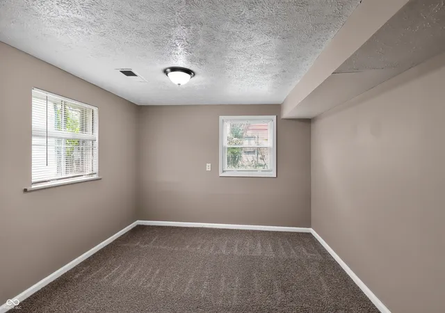 5th image of 9441 Gemini Dr, Indianapolis, IN 46229 | MLS# 22107871