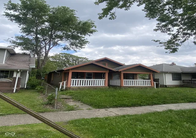 1st image of 909 N Ewing St, Indianapolis, IN 46201 | MLS# 22107881