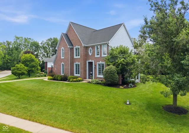 1st image of 4715 Crescent Ridge, Brownsburg, IN 46112 | MLS# 22107883