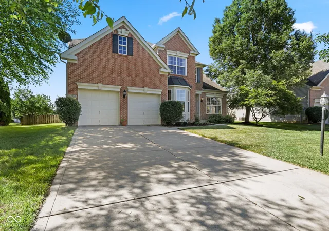 2nd image of 10983 Parkland Ct, Fishers, IN 46037 | MLS# 22107890