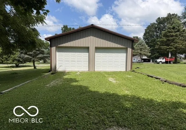 Photo 27 of Sale Pending at 219 E Church St, Bloomingdale, IN 47832 | MLS# 22107898 | Listing updated on 2026-09-07