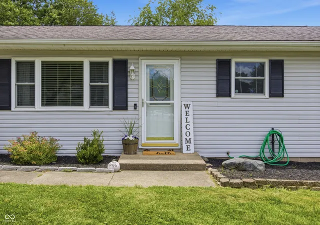Homes for sale in Connersville, IN | 2903 N Eby Dr, Connersville, IN 47331 | MLS# 22107904