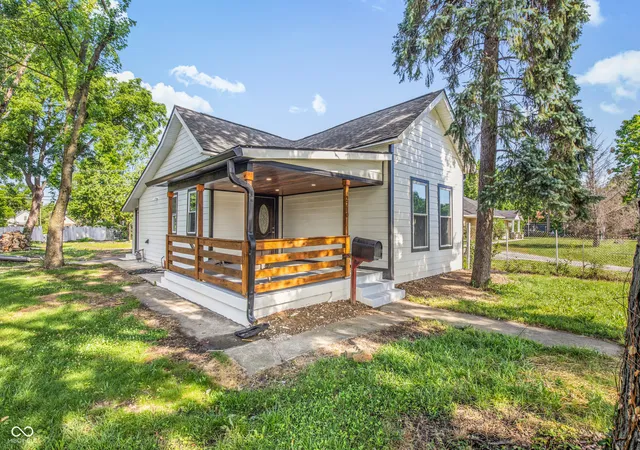 3rd image of 2710 N Sherman Dr, Indianapolis, IN 46218 | MLS# 22107927