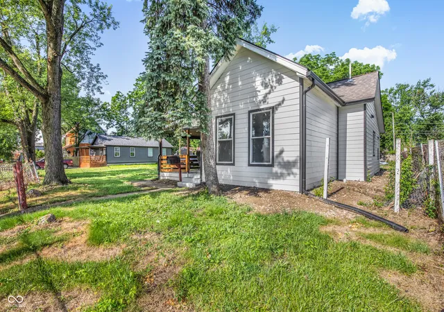 46th image of 2710 N Sherman Dr, Indianapolis, IN 46218 | MLS# 22107927