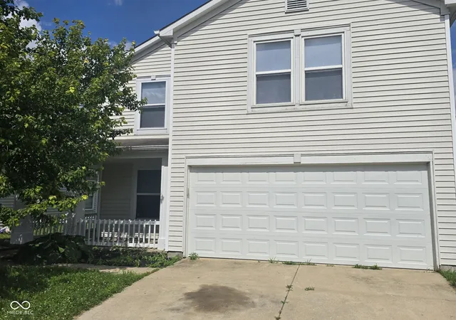 1st image of 916 Belvedere Dr, Shelbyville, IN 46176 | MLS# 22107986