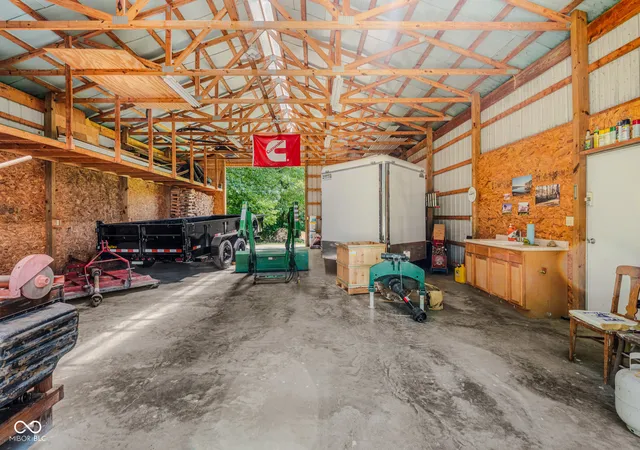52nd image of 7221 S Sprague Rd, Columbus, IN 47201 | MLS# 22108011
