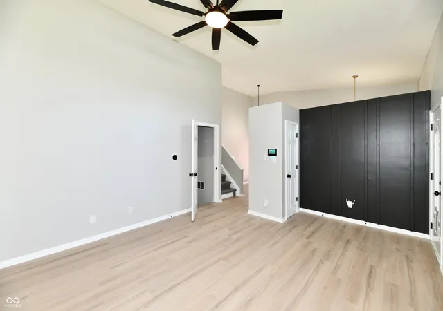 Photo 3 of Single family home for sale at 6637 Sunbury Dr, Indianapolis, IN 46241 | MLS# 22108034 | Listing updated on 2026-07-24