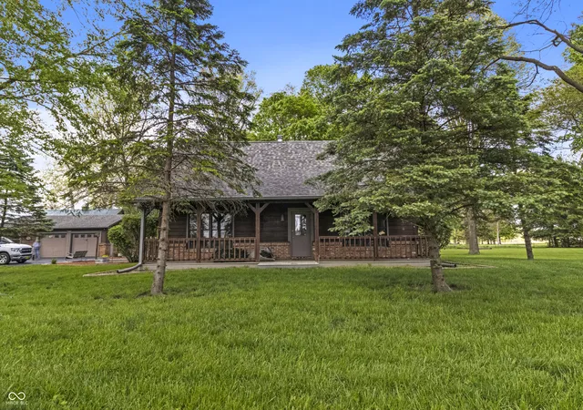 Homes for sale in Clayton, IN | 3594 W County Road 600 S, Clayton, IN 46118 | MLS# 22108040