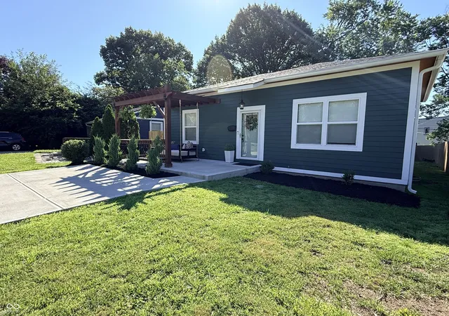4th image of 3251 Sutherland Ave, Indianapolis, IN 46205 | MLS# 22108055
