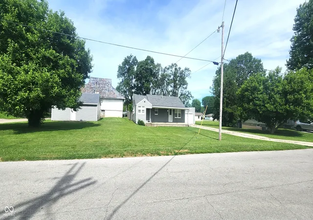 Homes for sale in Alexandria, IN | 804 N Lincoln Ave N, Alexandria, IN 46001 | MLS# 22108063