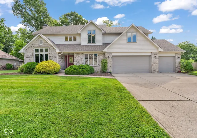 Homes for sale in Plainfield, IN | 2655 Schoolmaster Dr, Plainfield, IN 46168 | MLS# 22108070