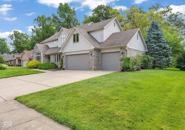 Homes for sale in Plainfield, IN | 2655 Schoolmaster Dr, Plainfield, IN 46168 | MLS# 22108070