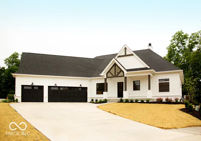 1st image of 103 Hidden Glen Dr, Greenfield, IN 46140 | MLS# 22108072