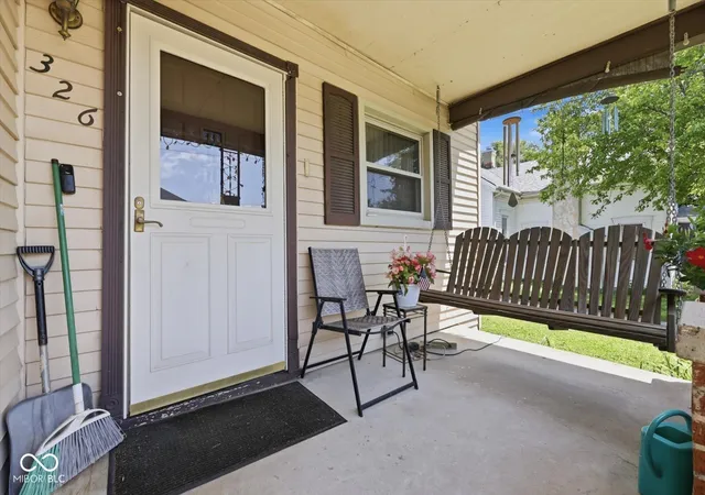 3rd image of 326 W Taylor St, Shelbyville, IN 46176 | MLS# 22108075