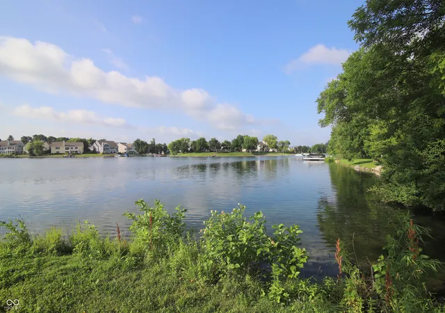 5th image of 10569 E 116Th St, Fishers, IN 46037 | MLS# 22108080