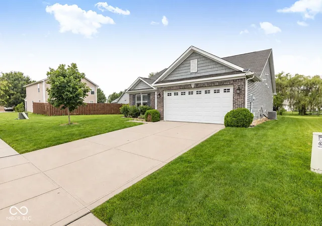 2nd image of 162 Sawdust Trl, Greenfield, IN 46140 | MLS# 22108082