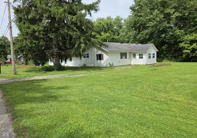 Homes for sale in Alexandria, IN | 1209 Shelby St, Alexandria, IN 46001 | MLS# 22108133