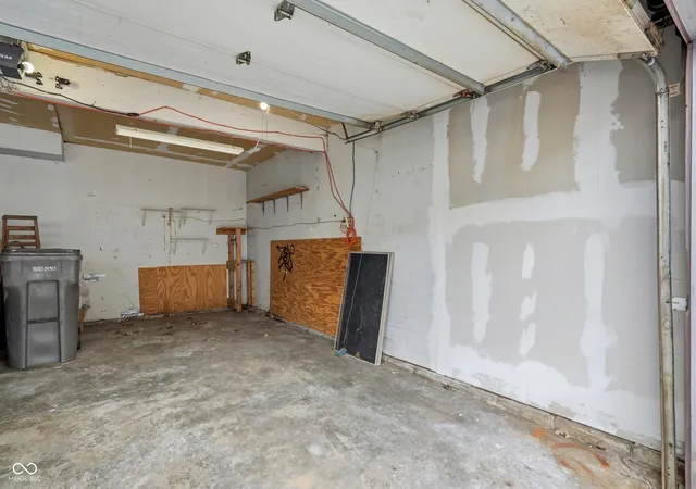 Photo 14 of Condo for sale at 8353 Paso Del Norte Ct, Indianapolis, IN 46227 | MLS# 22108141 | Listing updated on 2026-08-27
