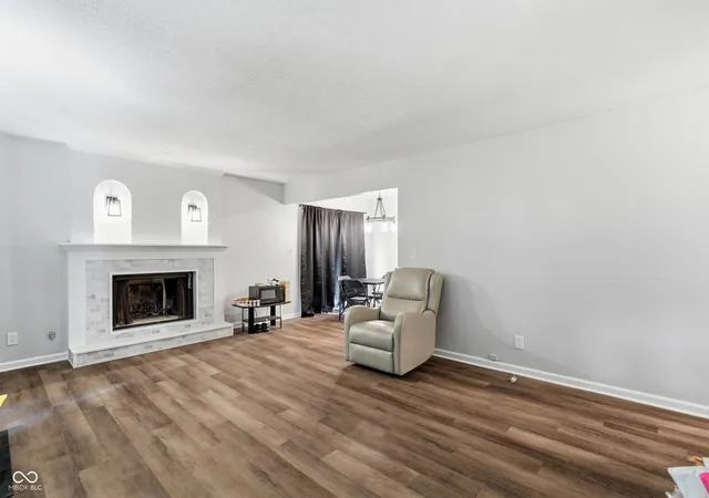 Photo 2 of Condo for sale at 8353 Paso Del Norte Ct, Indianapolis, IN 46227 | MLS# 22108141 | Listing updated on 2026-08-27