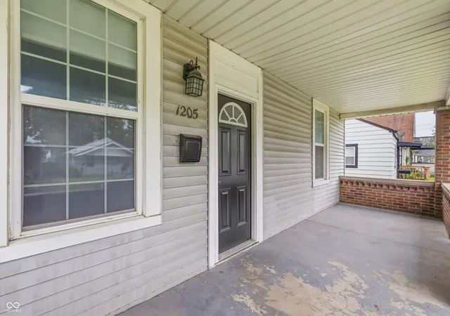 2nd image of 1205 Wade St, Indianapolis, IN 46203 | MLS# 22108142