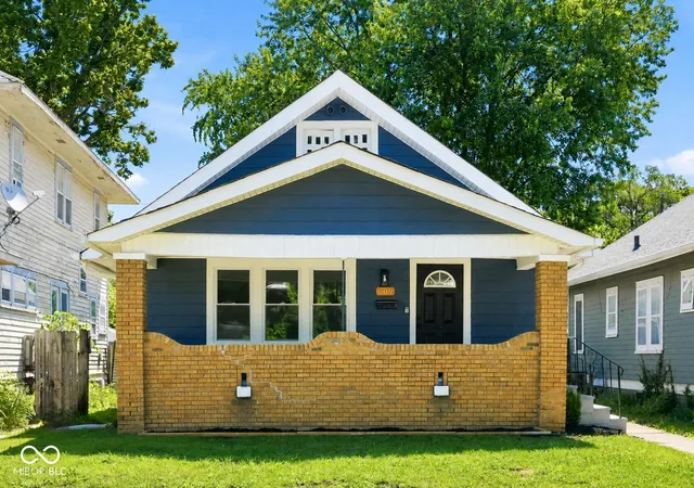 1st image of 609 N Emerson Ave, Indianapolis, IN 46219 | MLS# 22108157