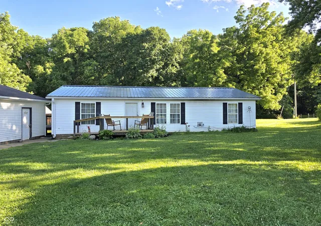 Homes for sale in Connersville, IN | 4543 W Coletrane Hill Rd, Connersville, IN 47331 | MLS# 22108158