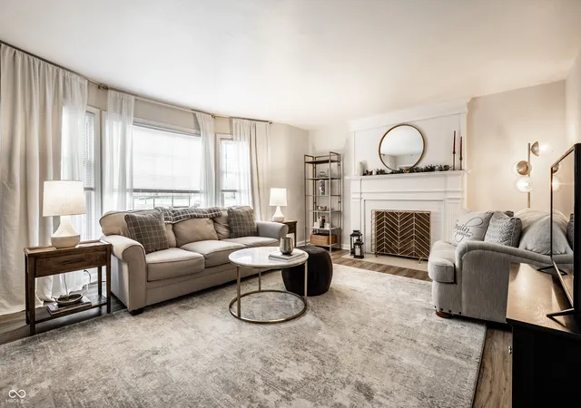 Photo 2 of Sale Pending at 651 E 86th Street, Indianapolis, IN 46240 | MLS# 22108170 | Listing updated on 2026-08-24