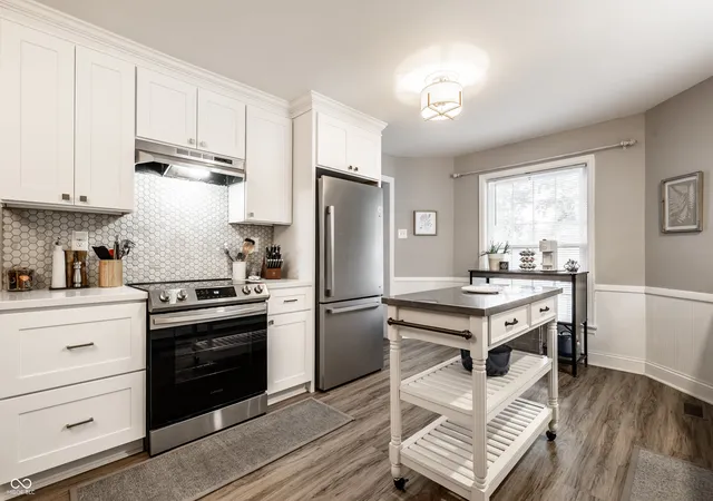 Photo 2 of Sale Pending at 651 E 86th Street, Indianapolis, IN 46240 | MLS# 22108170 | Listing updated on 2026-08-24