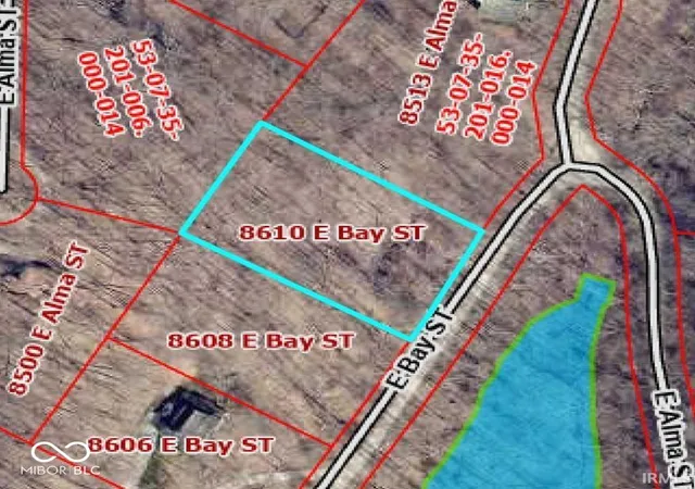 Homes for sale in Nashville, IN | 8610 E Bay St E, Nashville, IN 47448 | MLS# 22108191