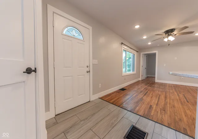 3rd image of 3344 Westenedge Dr, Columbus, IN 47203 | MLS# 22108198