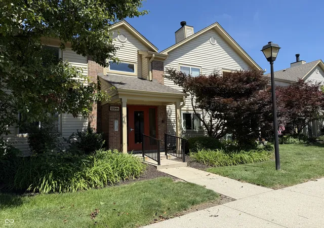 2nd image of 12544 Timber Creek Dr #2, Carmel, IN 46032 | MLS# 22108213
