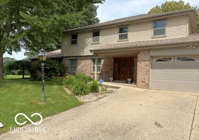 Photo 1 of Sale Pending at 2204 Avalon Ct, Kokomo, IN 46902 | MLS# 22108223 | Listing updated on 2026-08-26