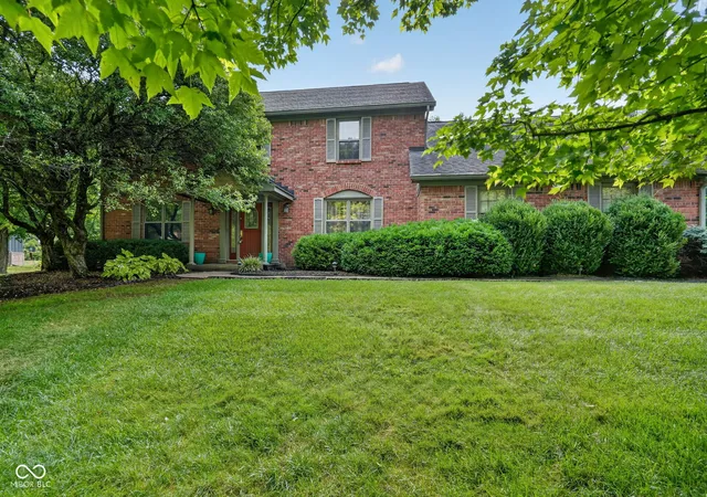 Photo 1 of Single family home for sale at 11102 Outrigger Ct, Indianapolis, IN 46236 | MLS# 22108257 | Listing updated on 2026-09-15