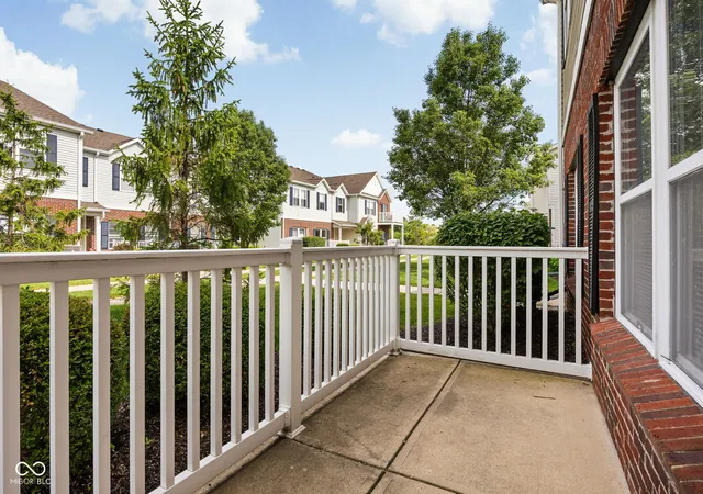 Homes for sale in Fishers, IN | 12175 Bubbling Brook Dr #UNIT 1100, Fishers, IN 46038 | MLS# 22108301