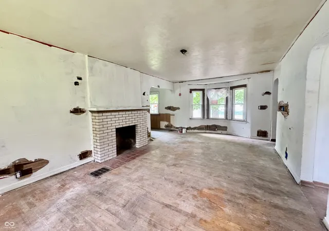 4th image of 2005 Euclid Dr, Anderson, IN 46011 | MLS# 22108317