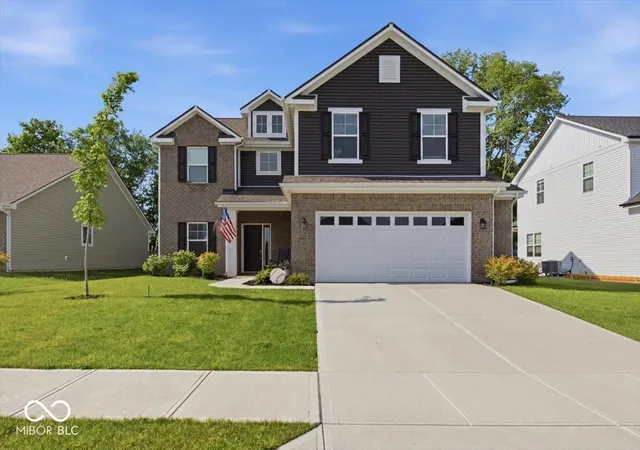 Homes for sale in Lapel, IN | 503 Tulip Tree Dr, Lapel, IN 46051 | MLS# 22108321