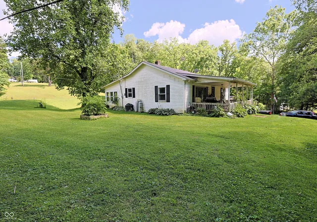Homes for sale in Trafalgar, IN | 8317 Bean Blossom Rd, Trafalgar, IN 46181 | MLS# 22108333