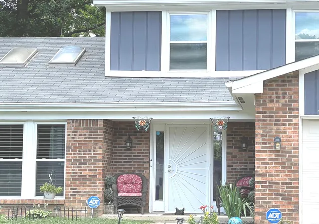 Photo 3 of Single family home for sale at 5514 Freedom Ct, Indianapolis, IN 46254 | MLS# 22108339 | Listing updated on 2026-09-02