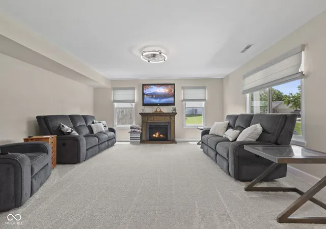 5th image of 435 Lake Shore Ct, Franklin, IN 46131 | MLS# 22108340