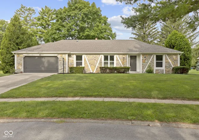 37th image of 11830 N Gray Rd, Carmel, IN 46033 | MLS# 22108357