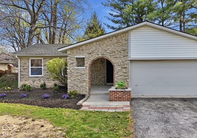 Photo 1 of Single family home for sale at 2204 Walnut Way, Noblesville, IN 46062 | MLS# 22108359 | Listing updated on 2026-10-06